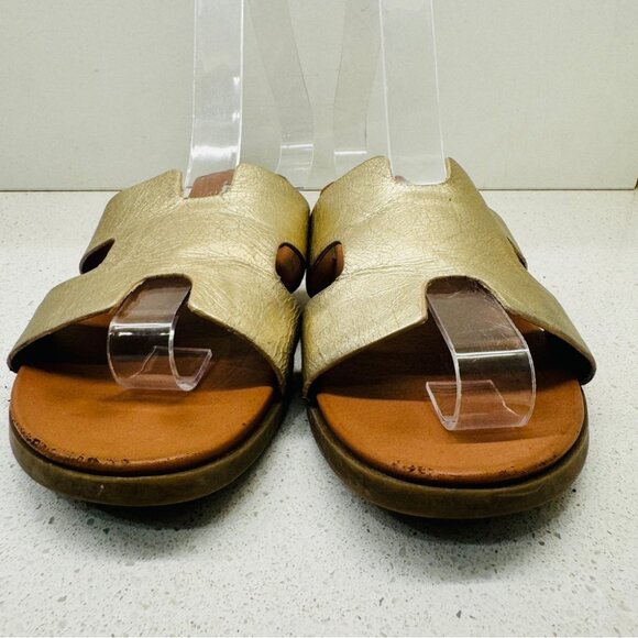 Steve Madden Haydn Hirsh Slide Sandal Gold Shoes Slip On Genuine Leather Sz 7 M - Picture 3 of 11